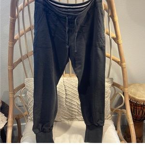 Patagonia women’s gray joggers, 37 inches long size small